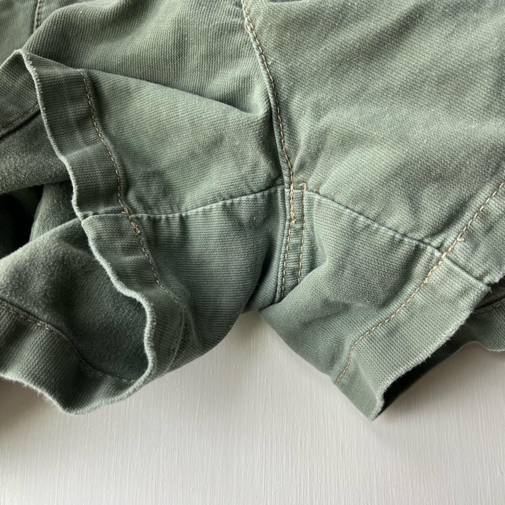 American Eagle Outfitters Green Cargo Shorts Casual Style - Picture 7 of 9